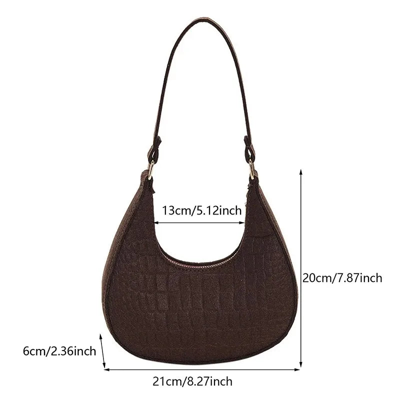 Design Crescent Bag